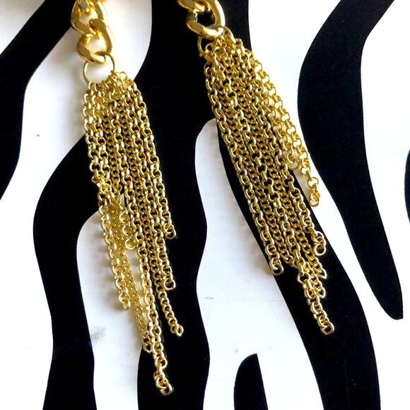 3 for $30 Stephan & Co. Gold Dangle Earrings - Picture 3 of 4
